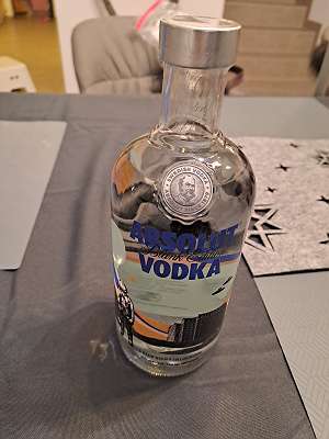 - Vodka (Übergabe: Spirituosen willhaben | Selbstabholung)