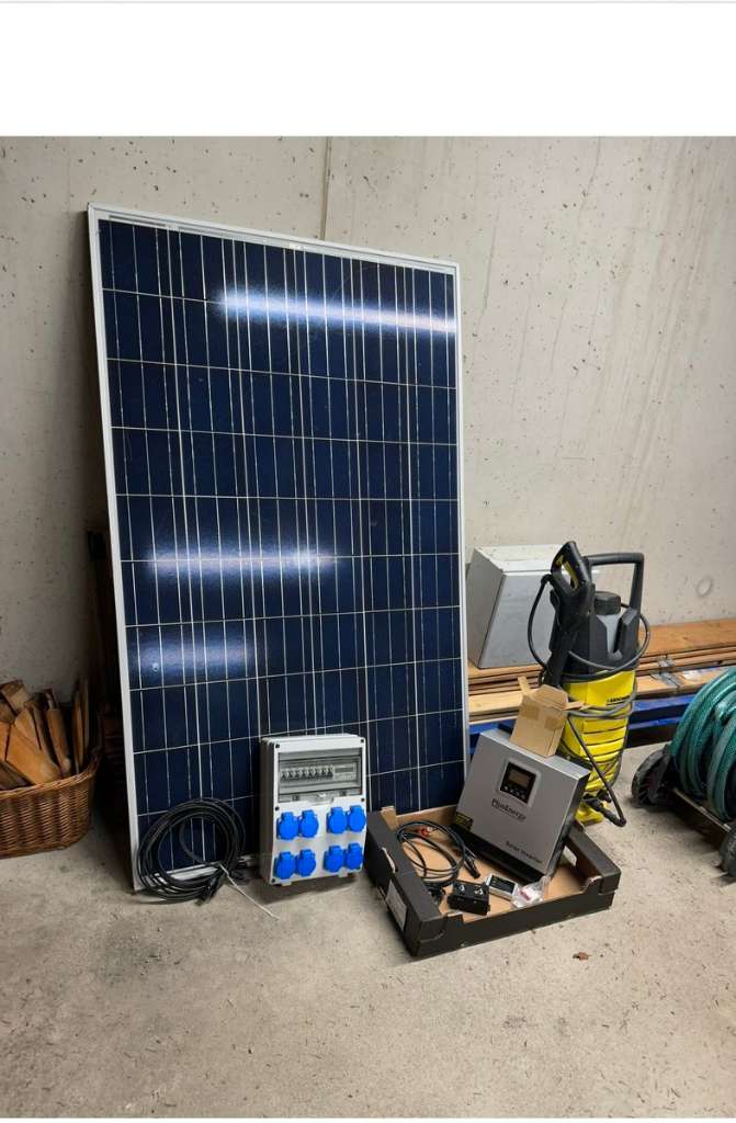 revolt Inselanlage: Solar-Set: Wechselrichter 230 V, Akku, Laderegeler &  240-W-Solarpanel (Balkonkraftwerk mit Speicher)