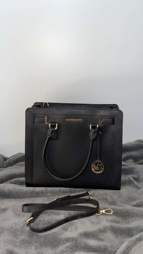 Michael kors dillon best sale tasche