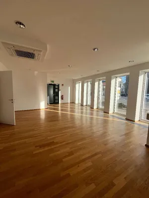 2-Zimmer-Gewerbeimmobilie mieten in Wiener Neustadt – 73 m², € 1.440 – Bild 3 von 10