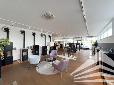 3-Zimmer-Gewerbeimmobilie mieten in Linz Land – 260 m², € 4.077