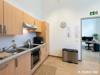 6-Zimmer-Gewerbeimmobilie mieten in Sankt Pölten – 245 m², € 3.730 – Bild 10 von 18