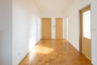 3-Zimmer-Gewerbeimmobilie mieten in Linz Land – 120 m², € 1.182 – Bild 4 von 18