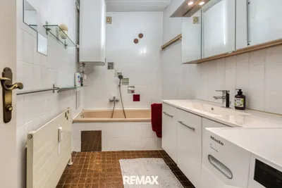 4-Zimmer-Wohnung kaufen in Vöcklabruck – 128 m², € 229.000 – Bild 13 von 27