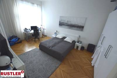 WG-Wohnung beim Museumsquartier - 6 große getrennt begehbare Zimmer! – Bild 3
