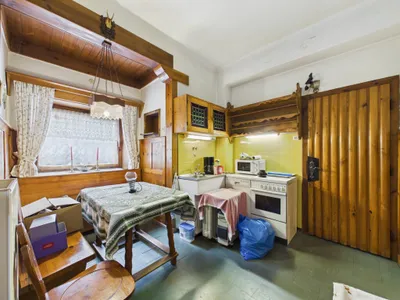 7-Zimmer-Haus kaufen in Neunkirchen – 142,41 m², € 179.000 – Bild 8 von 18