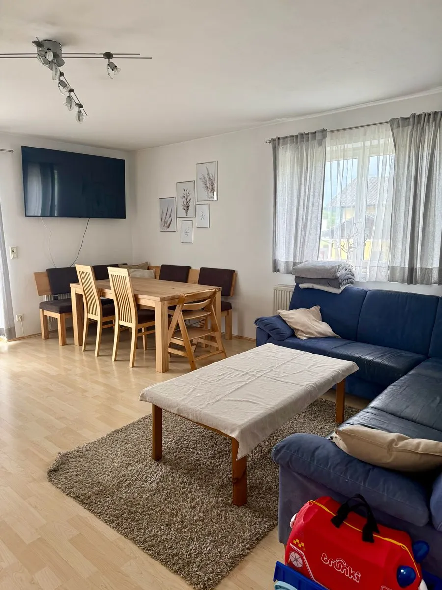 Provisionsfreie, helle 4 Zimmer Eigentumswohnung mit Balkon, Kellerabteil und Garten zu verkaufe - Ansicht 2