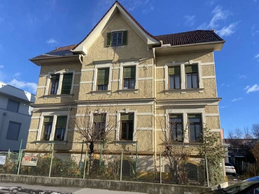 Zentral gelegene, repräsentative Altbauvilla in einen der beliebtesten Grazer Bezirken St. Peter - Ansicht 2