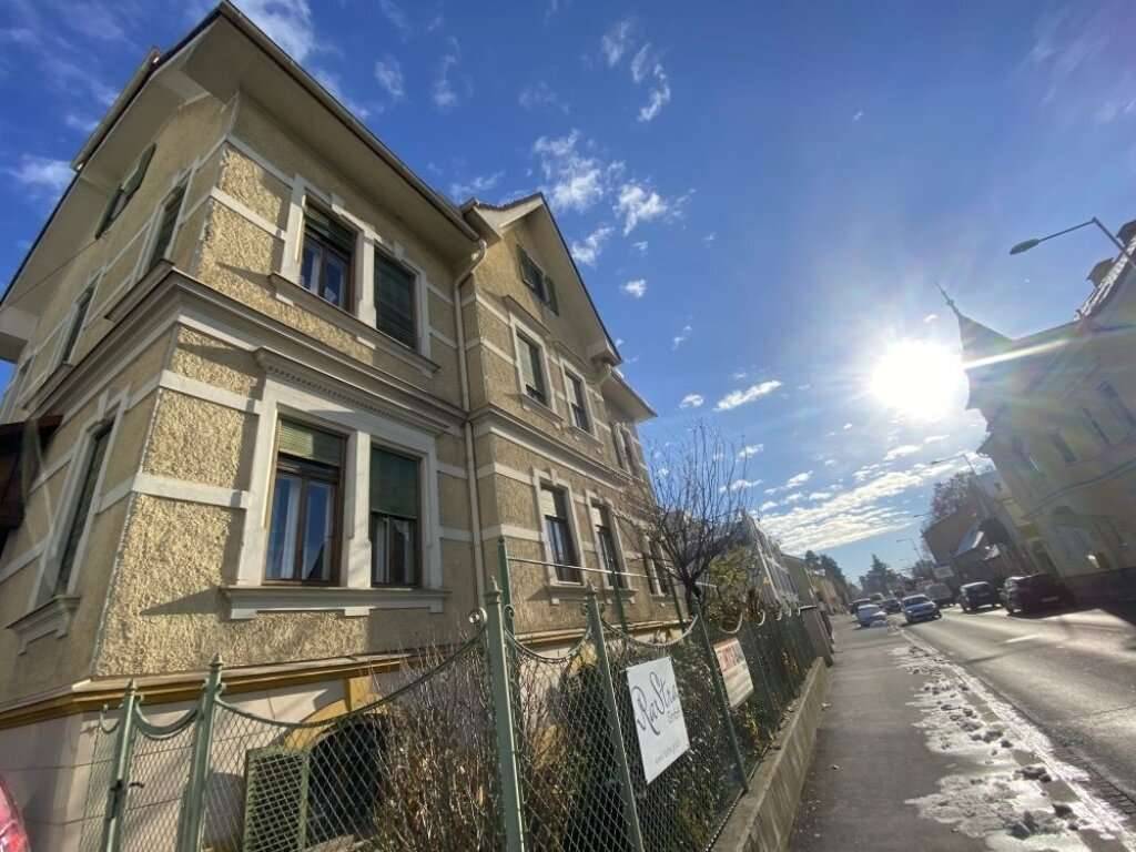 Zentral gelegene, repräsentative Altbauvilla in einen der beliebtesten Grazer Bezirken St. Peter - Ansicht 3
