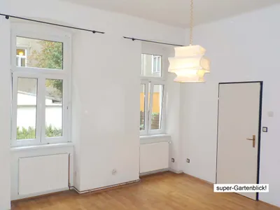 1170 Wien: MARIENGASSE/ nähe Clemens-Hofbauer-Park: generalsanierte 2-Zimmer-ALTBAUTRAUMWOHNUNG mit großem Eigengarten und Terrasse, ca, ca. 46 m2, UNBEFRISTET zu vermieten