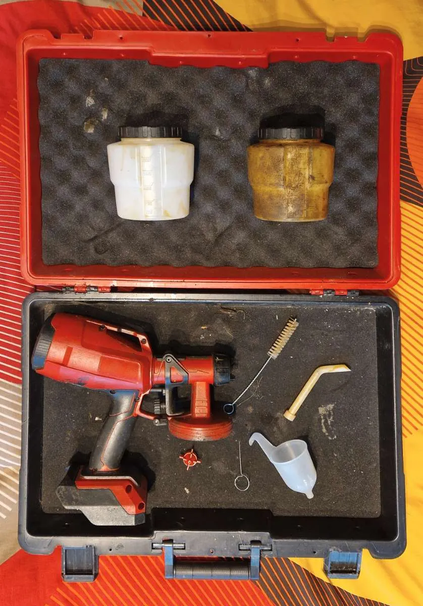 Farbsprühsystem (mit Koffer!) System Einhell, € 70,- (4400 Steyr)