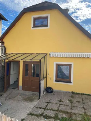 2-Zimmer-Haus mieten in Baden – 68 m², € 900 – Bild 2 von 10