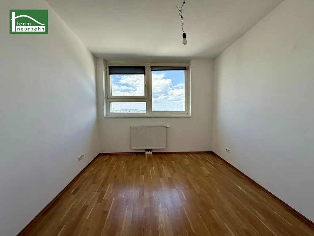 Helle 4-Zimmer-Wohnung mit Balkon in ruhiger Innenhoflage - ab 01.10. bezugsbereit! - Widok 2