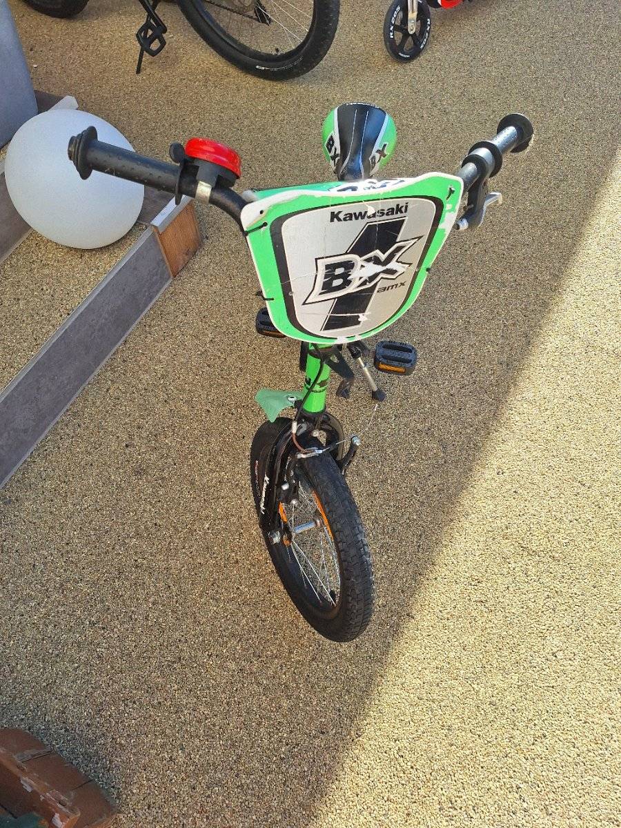 BMX Rad 16 Zoll Kawasaki grn/ schwarz - stark gebraucht, gnstig  abzugeben,  25,- (3130 Herzogenburg) - willhaben