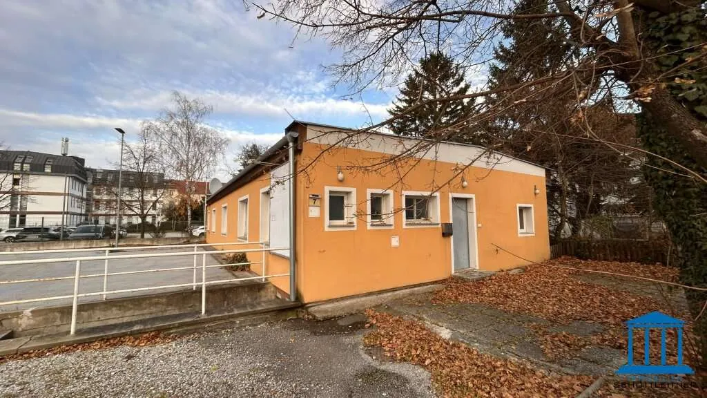 Zentral gelegenes Haus / Bürogebäude nähe des Stadtparks Wiener Neustadt – pohled 2