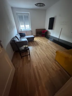 2-Zimmer-Wohnung mieten in Linz – 65 m², € 400 – Bild 1 von 6