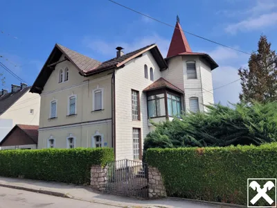 8-Zimmer-Haus kaufen in Steyr-Land – 180 m², € 885.000 – Bild 2 von 9