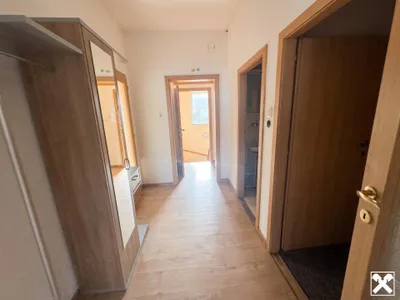 9-Zimmer-Gewerbeimmobilie kaufen in Wiener Neustadt – 230 m², € 585.000 – Bild 8 von 24
