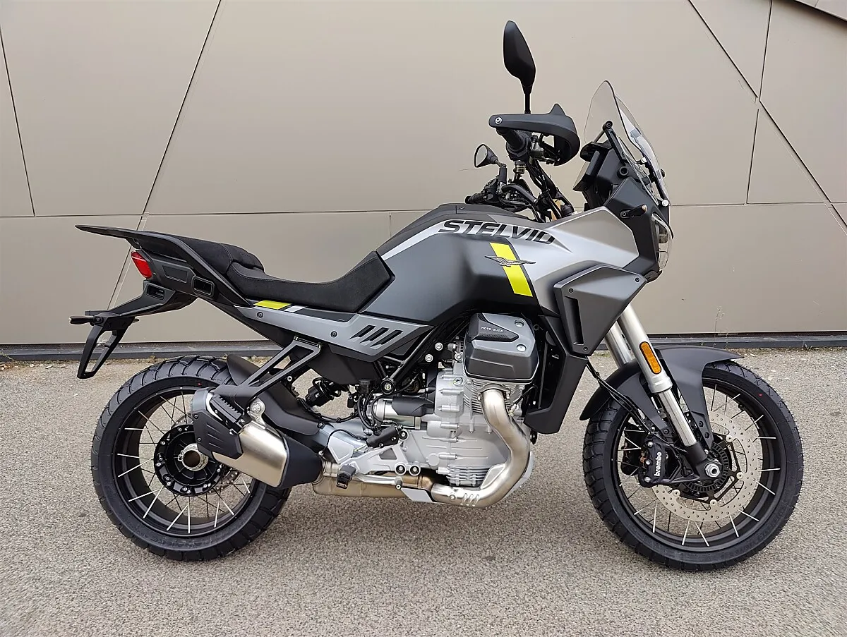 Moto Guzzi Stelvio