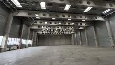 Gewerbeimmobilie mieten in Wien – 1 565 m², € 13.617