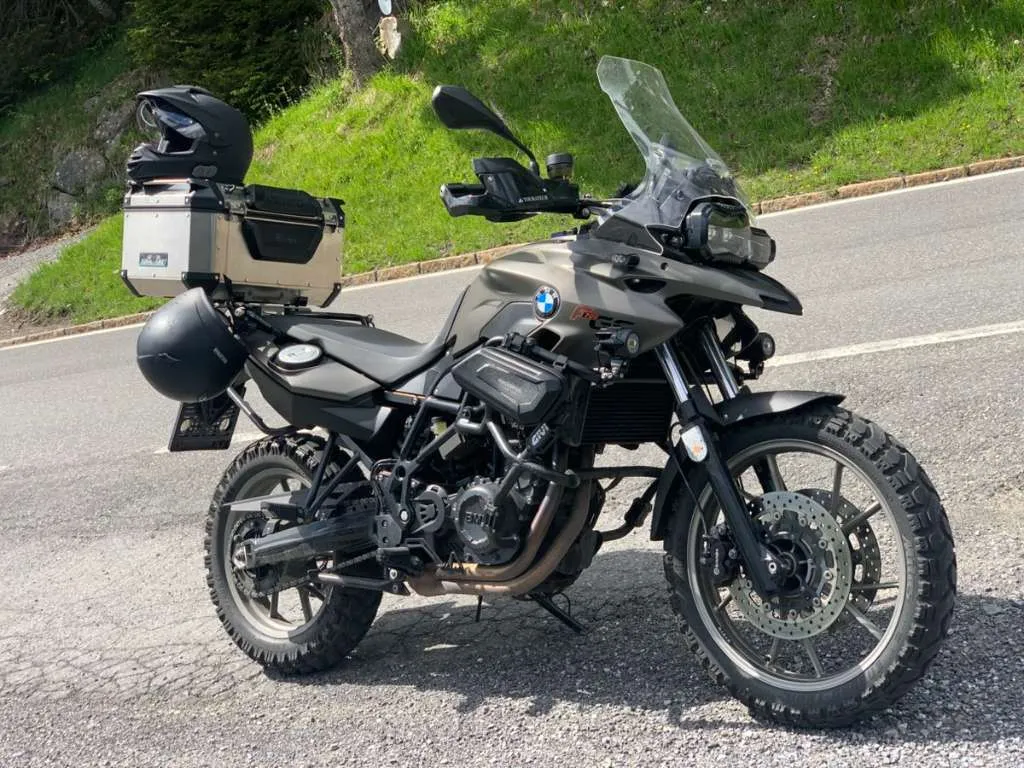 BMW F 700