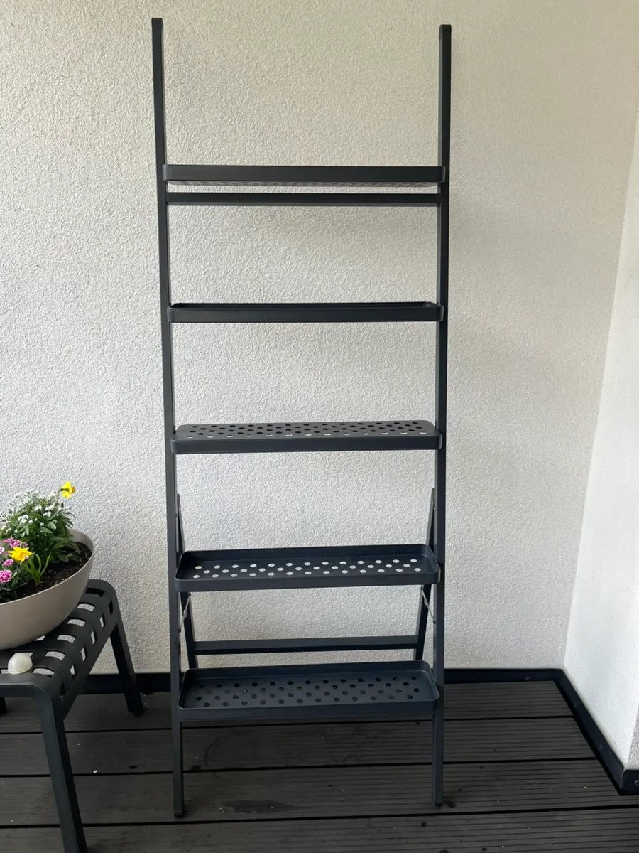 IKEA Salladskal Pflanzenleiter Blumenständer, € 45,- (4910 Ried im Innkreis)