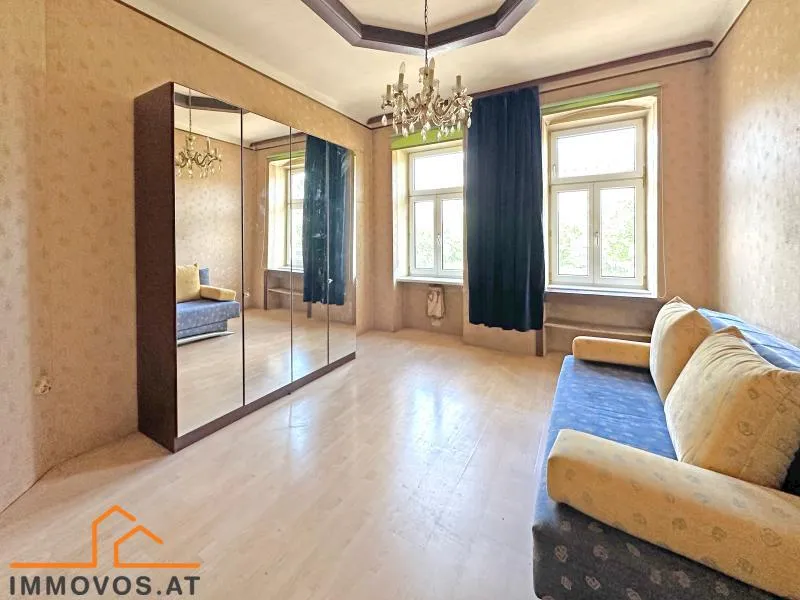 sanierungsbedürftige WOHNUNG - ALTBAU - schönes HAUS - View 3