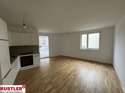 Geräumige 3-Zimmer-Wohnung mit zwei Freiflächen – Bild 3