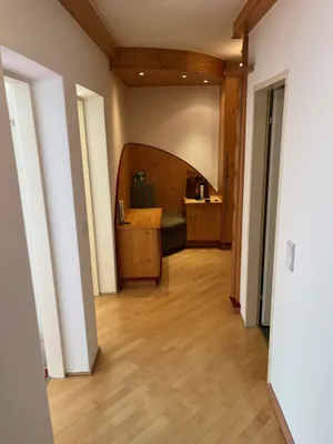 3-Zimmer-Wohnung mieten in Salzburg Stadt – 75 m², € 1.500 – Bild 2 von 7