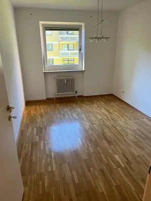 3-Zimmer-Wohnung mieten in Salzburg Stadt – 75 m², € 1.500 – Bild 3 von 7