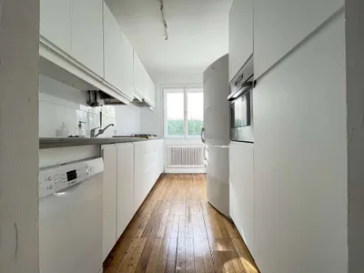 WG-Wohnung: 3-Schlafzimmer + Wohnzimmer - ruhig, zentral – Bild 2