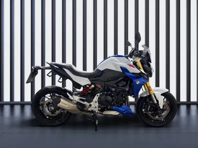 BMW F 900 R