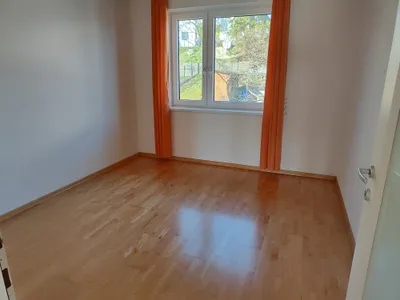 6-Zimmer-Wohnung mieten in Linz Land – 105 m², € 1.240 – Bild 4 von 7