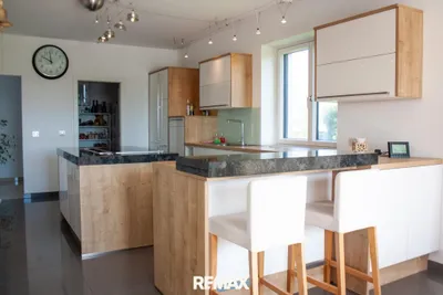 5-Zimmer-Haus kaufen in Bruck an der Leitha – 221 m², € 950.000 – Bild 5 von 20