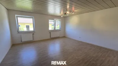 2-Zimmer-Wohnung kaufen in Sankt Pölten Land – 62,34 m², € 89.000 – Bild 1 von 13