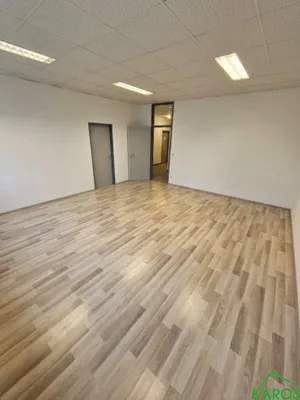 1-Zimmer-Gewerbeimmobilie mieten in Wien – 30 m², € 331 – Bild 4 von 6