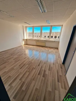 1-Zimmer-Gewerbeimmobilie mieten in Wien – 30 m², € 331 – Bild 2 von 6