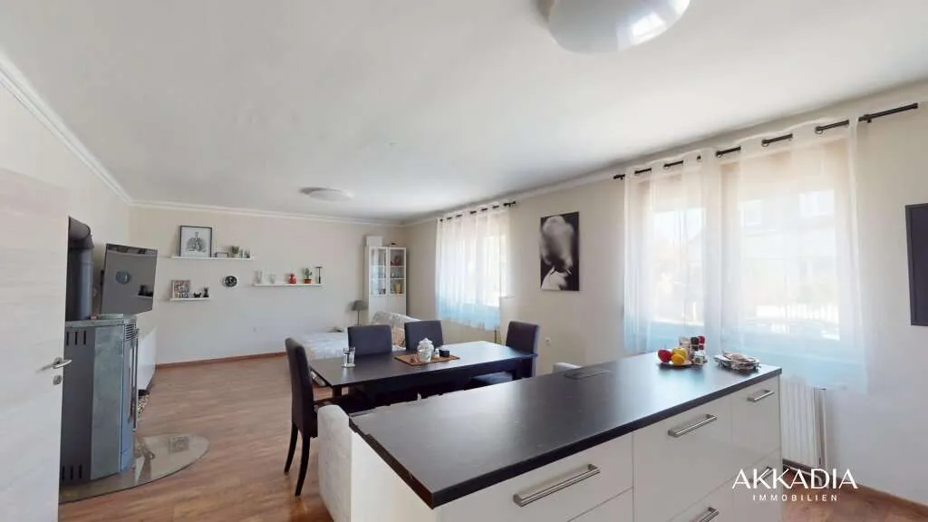 Einfamilienhaus mit zwei getrennten Wohneinheiten in Lichtenwörth - Ansicht 3