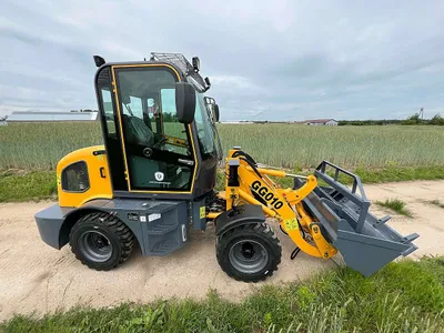 GG010Y Lader + Schaufel + Palettengabel + Schne... Baumaschine