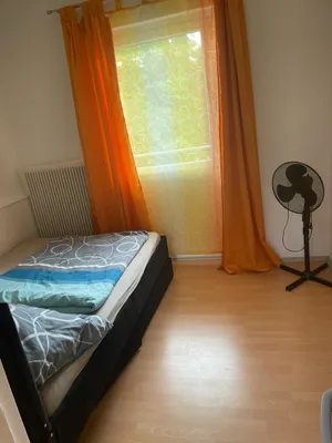 Wohnung mieten in Neunkirchen – 40 m², € 525 – Bild 2 von 7