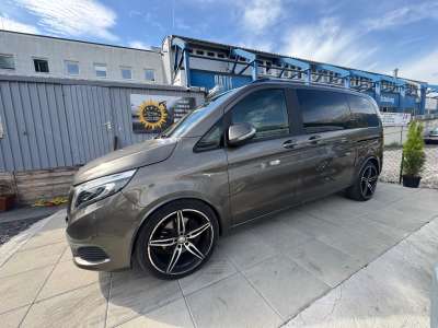 Mercedes-Benz V-Klasse V 250 kompakt ( kurz ) Avantg. Allrad Kleinbus