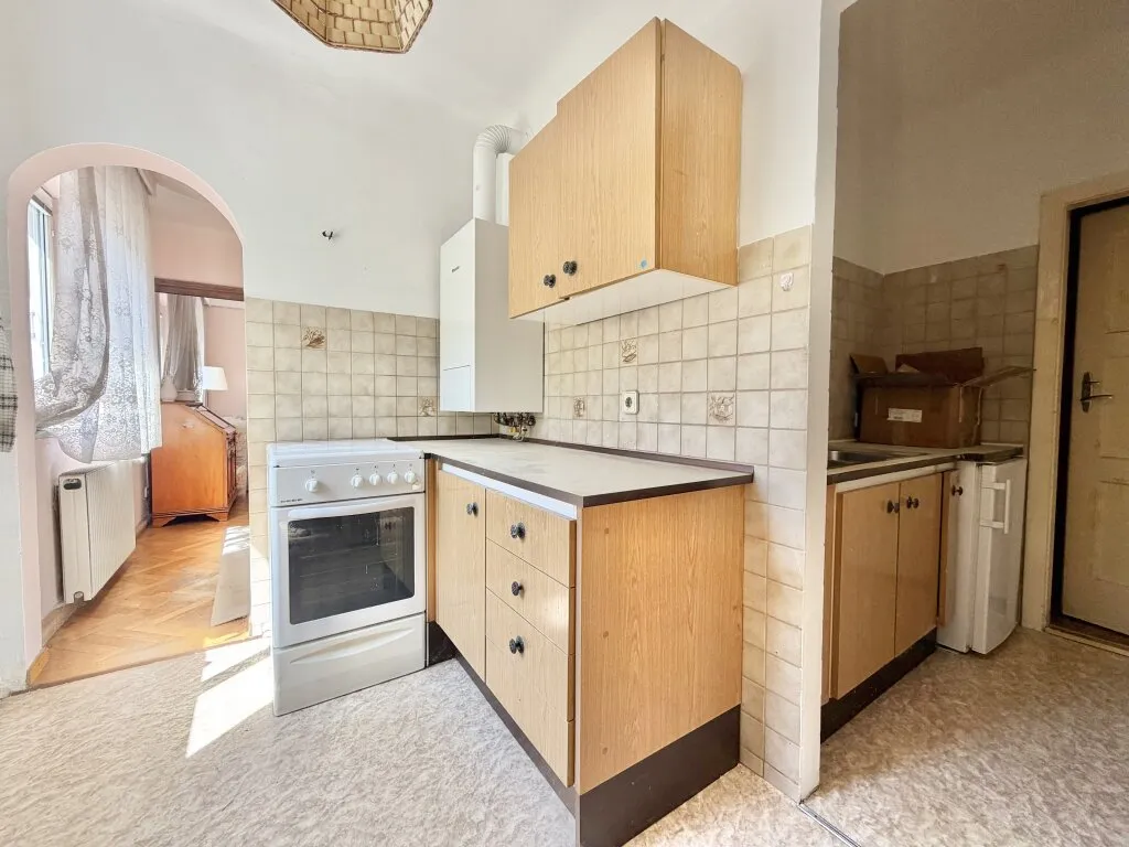 TOP-LAGE NEBEN DER TAUBSTUMMENGASSE - CHARMANTE 1-ZIMMER-WOHNUNG MIT POTENZIAL - Widok 3