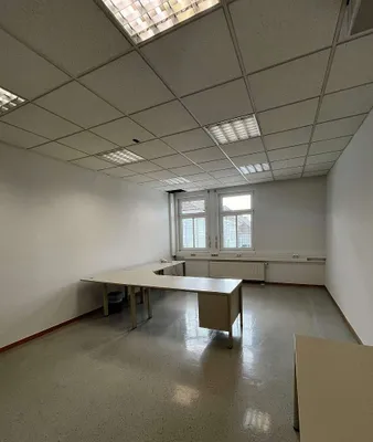 2-Zimmer-Gewerbeimmobilie mieten in Linz – 79 m², € 948 – Bild 5 von 9