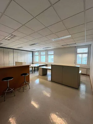 2-Zimmer-Gewerbeimmobilie mieten in Linz – 79 m², € 948 – Bild 1 von 9