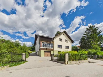 12-Zimmer-Gewerbeimmobilie kaufen in Wiener Neustadt Land – 307,7 m², € 475.000 – Bild 3 von 21