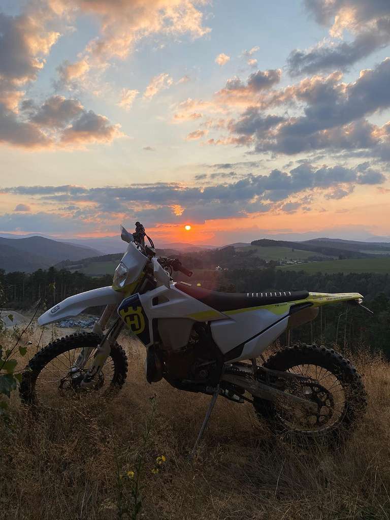 (reserviert) Husqvarna TE 250i Enduro