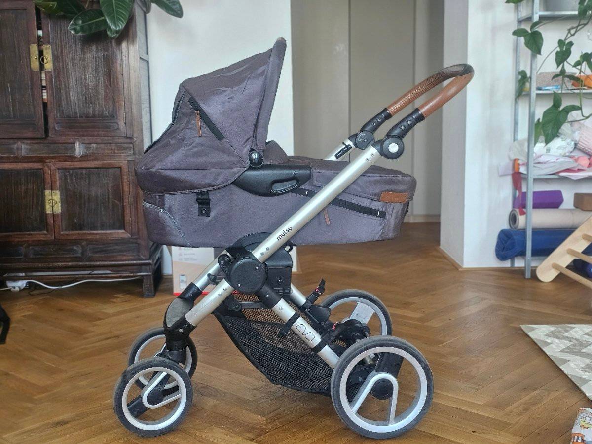 Mutsy Evo Kinderwagen + Babywanne (ohne Sportsitz.,  40,- (1020 Wien) -  willhaben
