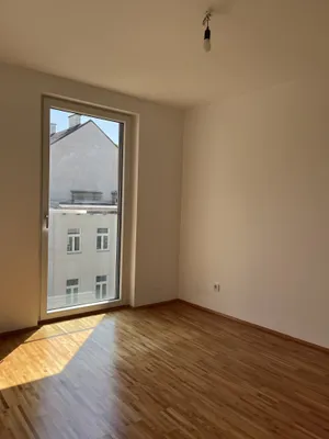 AB MITTE OKTOBER - Entzückende 2 Zimmerwohnung mit Balkon! Jägerstraße/U6/ Pappenheimgasse – Bild 3