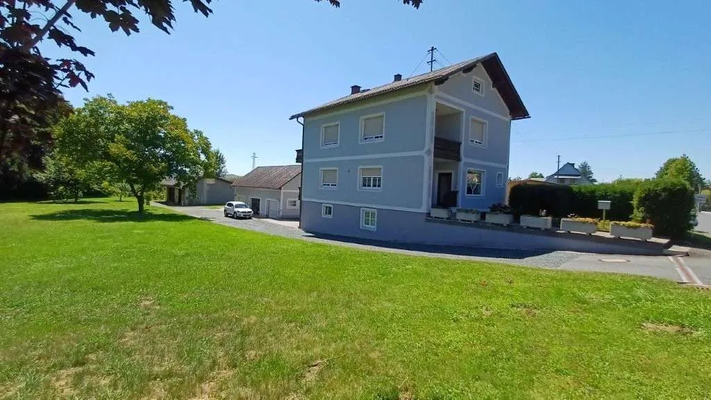 Der Stadt ganz nah und doch am Land - Sehr gepflegtes Ein-/Mehrfamilienhaus zum Sofortbezug! - Ansicht 3