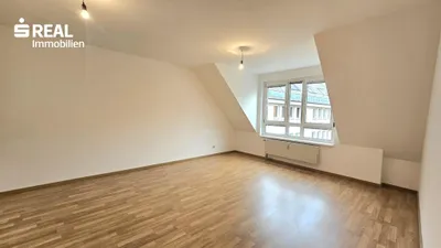 OPTIMALE FAMILIENWOHNUNG ODER 3-er WG AM HENRIETTENPLATZ – Bild 2